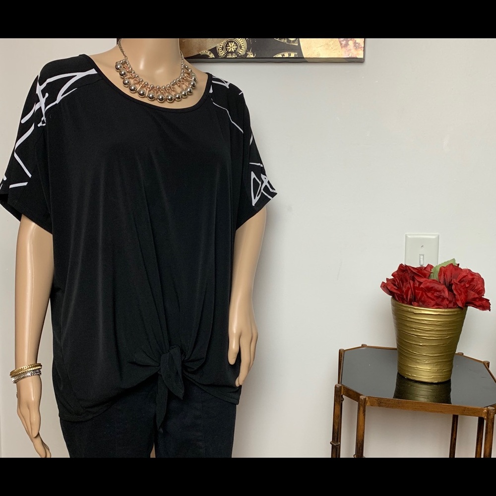 💜Style & Co. Black Printed Tie Front Blouse B-1💜